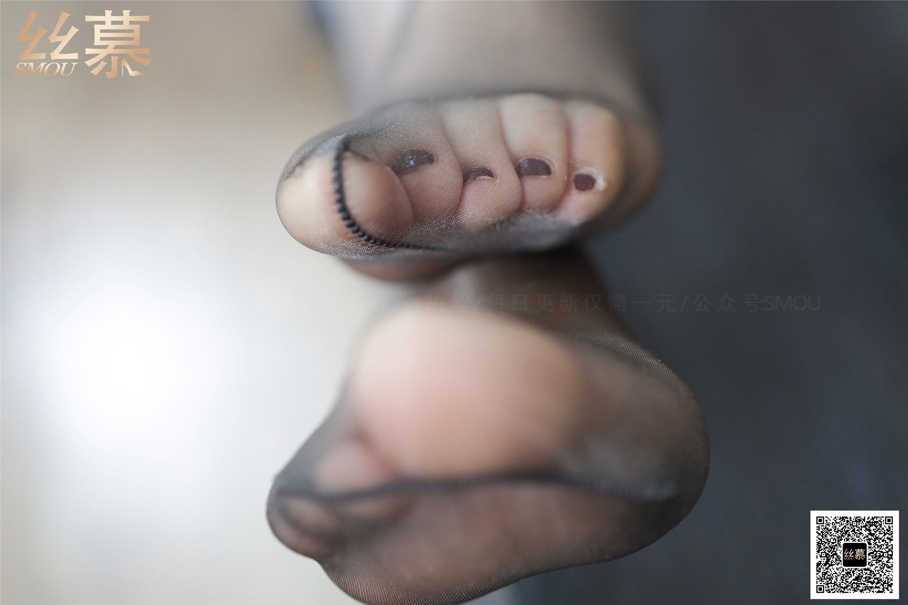 丝慕写真 特写集 TX077 米朵《油亮开dang》